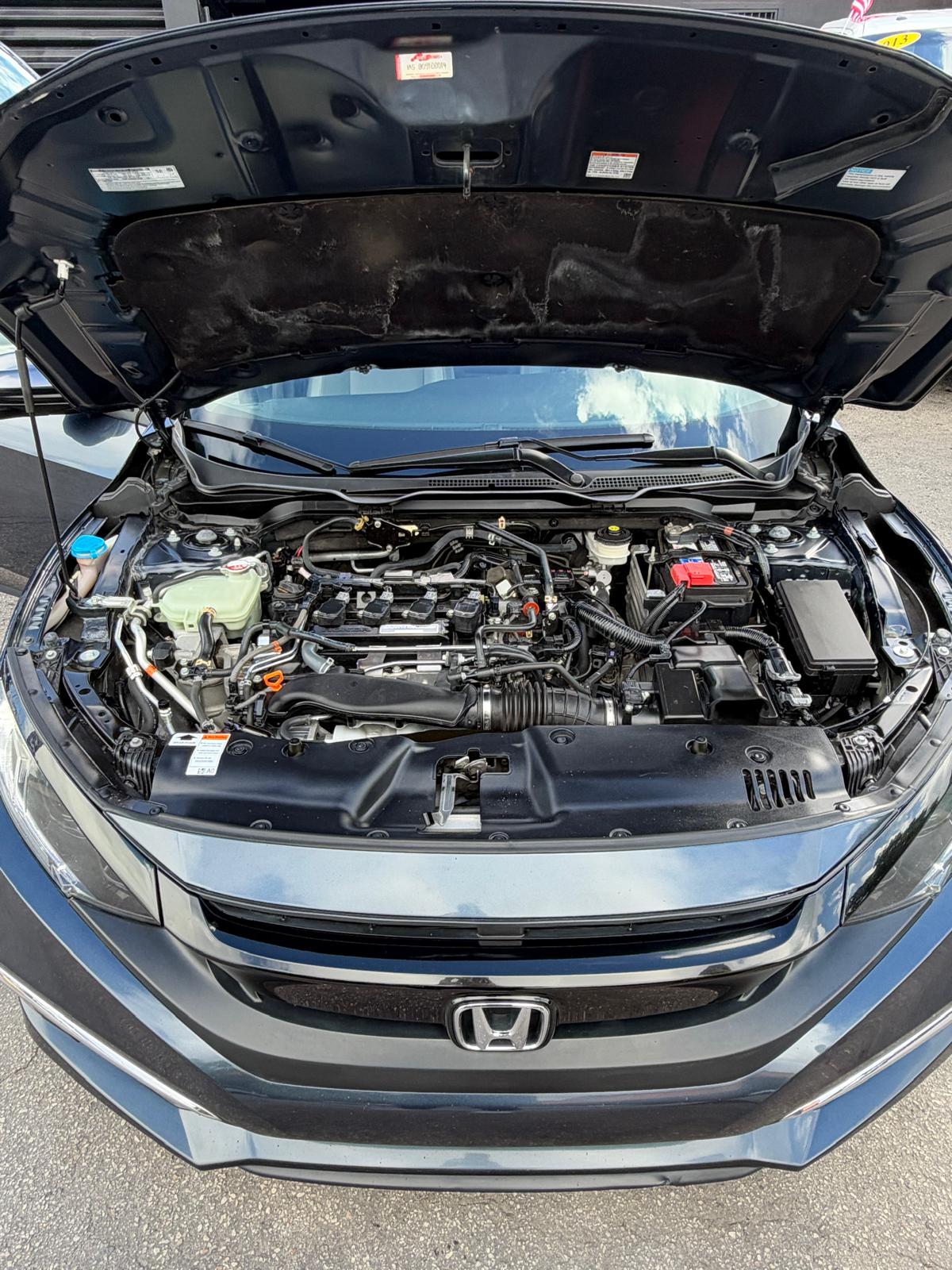 
								Honda Civic EX-L Gray 2019 full									
