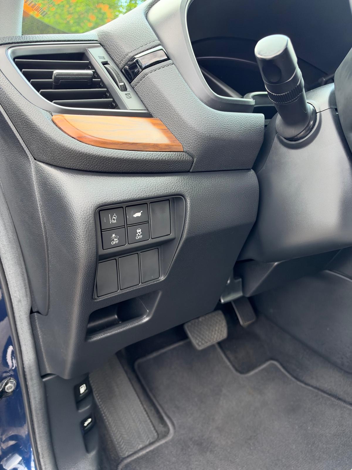 
								Honda CR-V Touring Sport 2017 Blue full									
