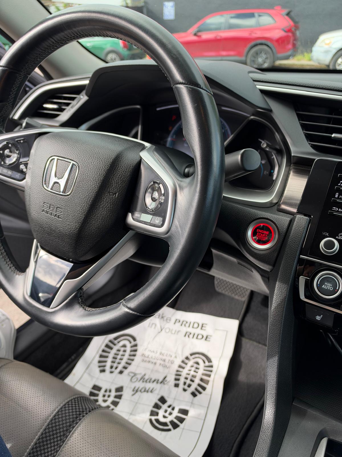 
								Honda Civic EX-L Gray 2019 full									