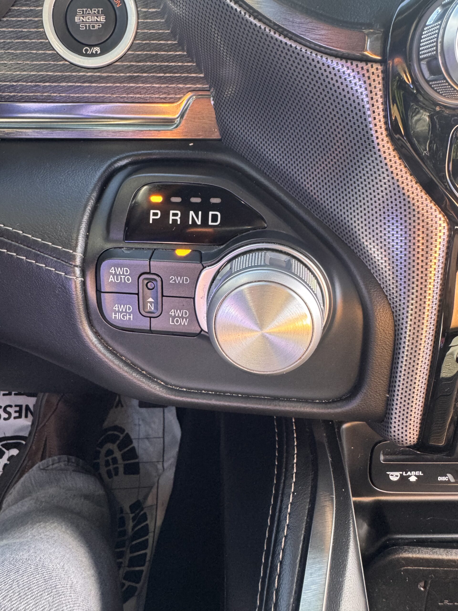 
								Ram 1500 Crew Cab Limited Pick-up V8 2019 full									
